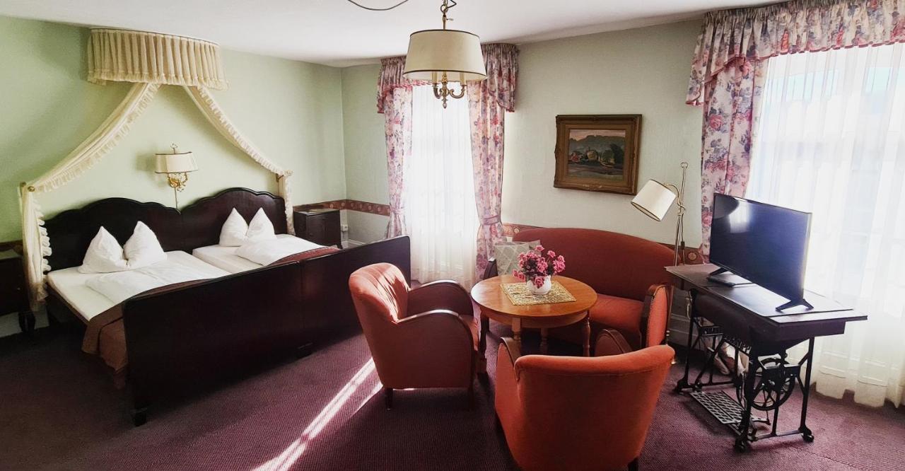 Historisches Hotel Zum Schwan Bad Karlshafen Luaran gambar