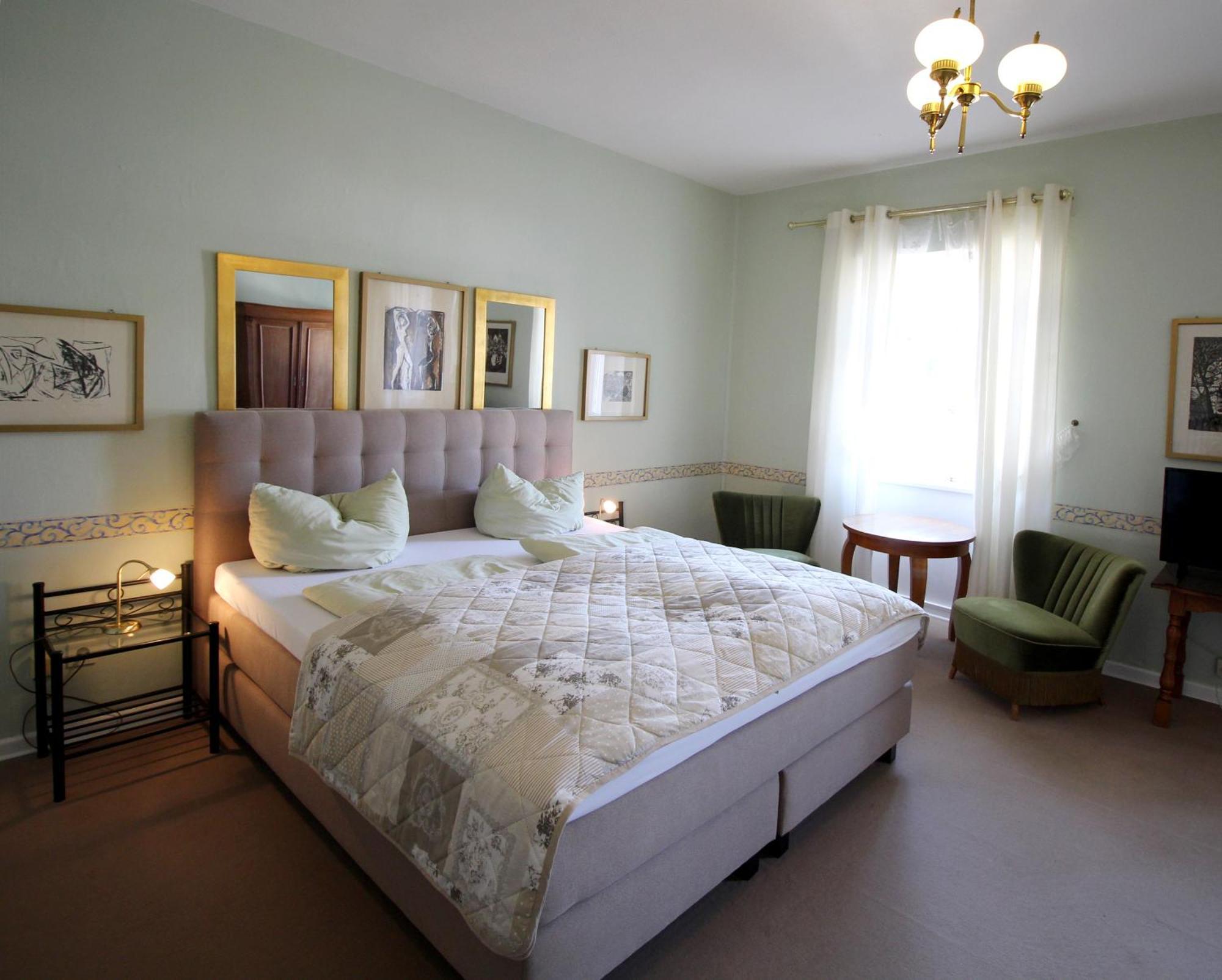 Historisches Hotel Zum Schwan Bad Karlshafen Luaran gambar
