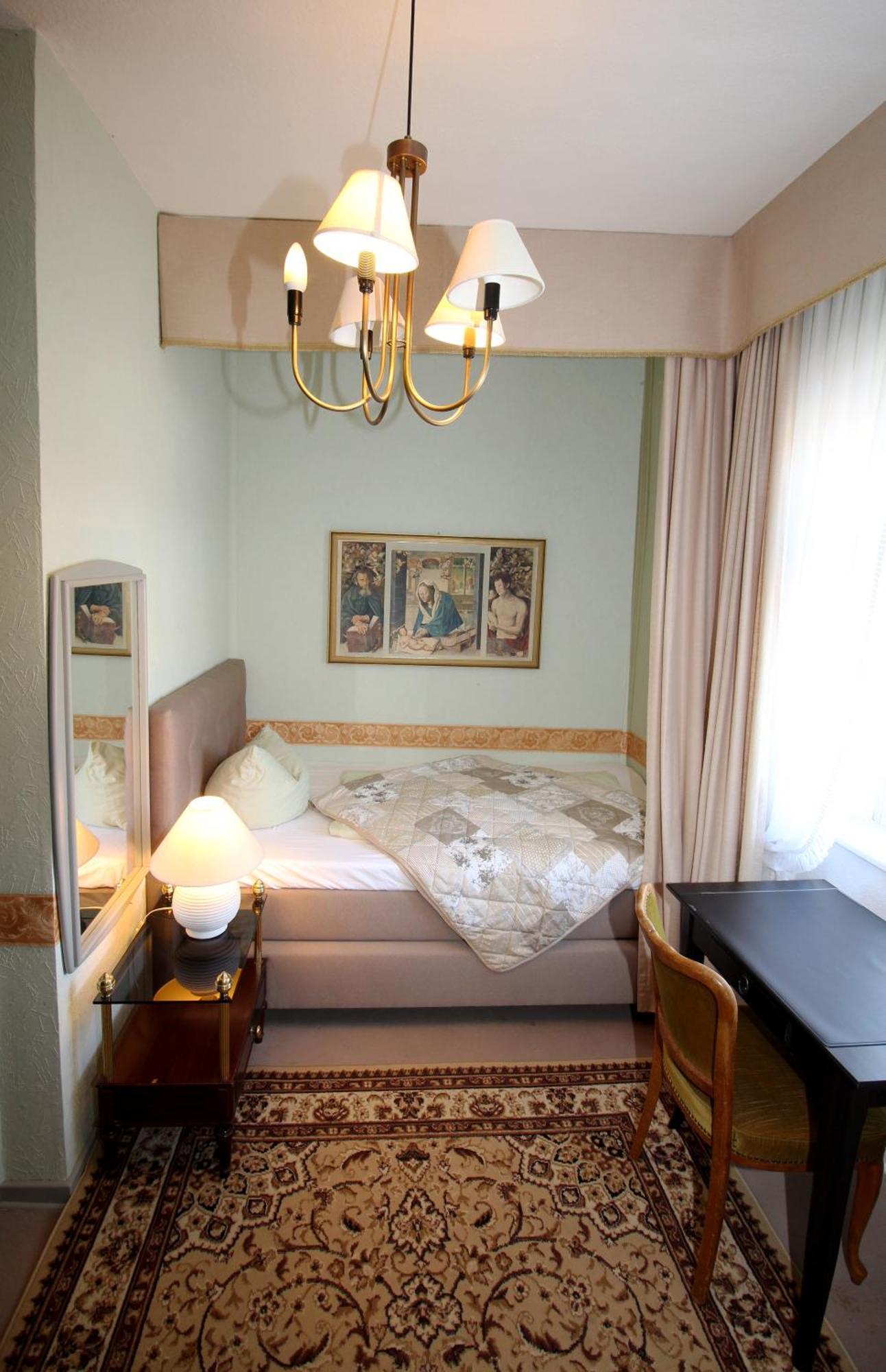 Historisches Hotel Zum Schwan Bad Karlshafen Luaran gambar