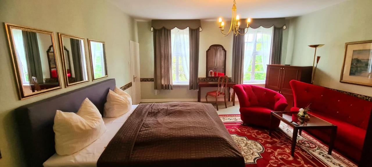 Historisches Hotel Zum Schwan Bad Karlshafen Luaran gambar